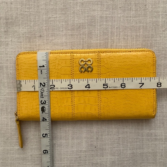NEW Coach Accordion Embossed Snakeskin Yellow Leather Zip Wallet NWOT - Picture 4 of 15